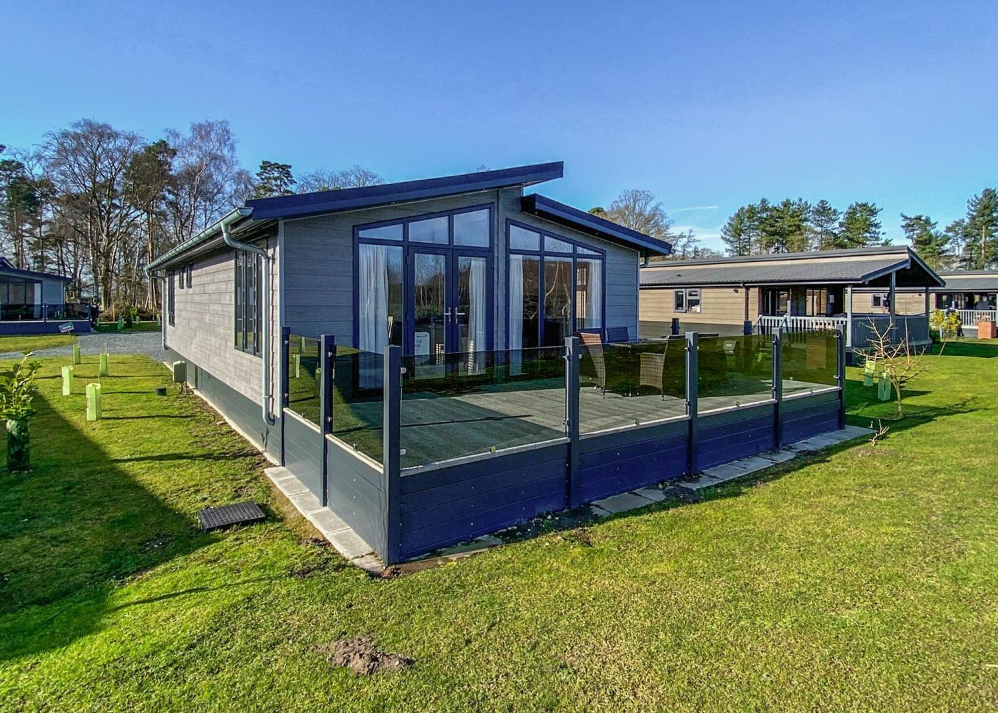 וודהול ספא Woodhall Country Park Lodges מראה חיצוני תמונה