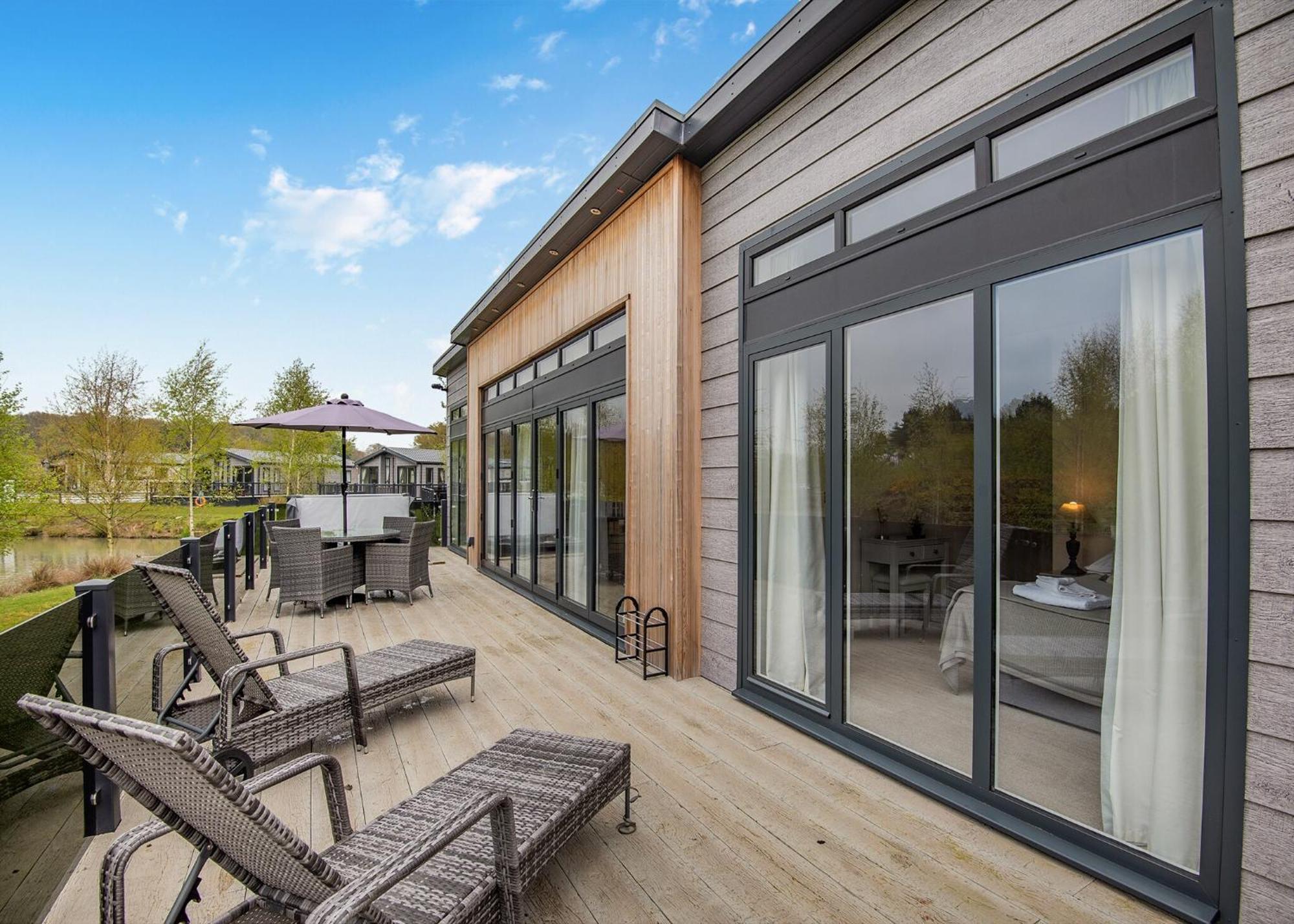 וודהול ספא Woodhall Country Park Lodges מראה חיצוני תמונה