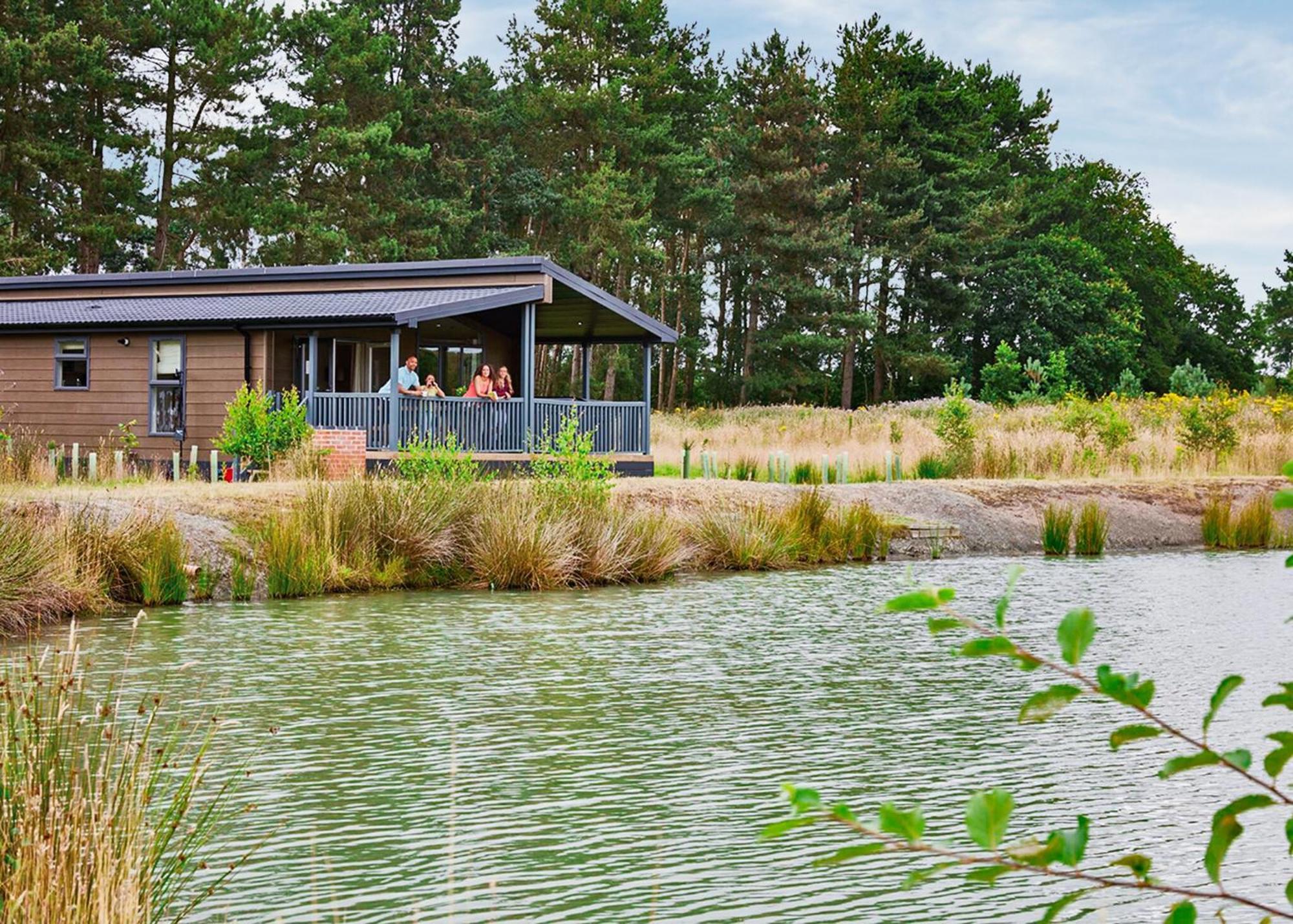 וודהול ספא Woodhall Country Park Lodges מראה חיצוני תמונה