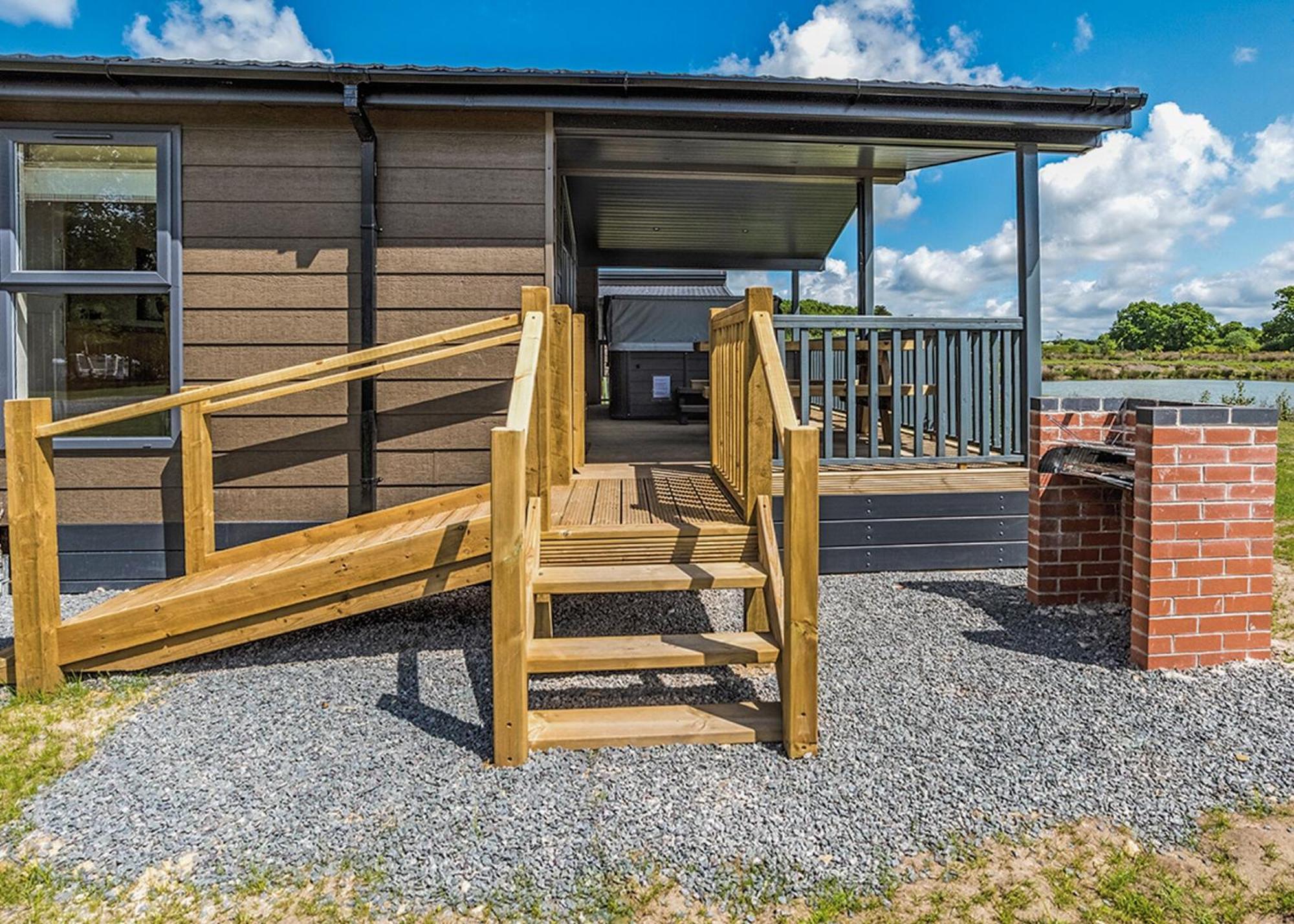 וודהול ספא Woodhall Country Park Lodges מראה חיצוני תמונה